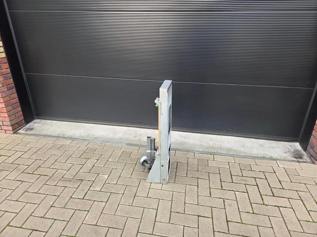 Bott 120mm bankschroef uitklapsysteem bedrijfswagen inrichti, Auto diversen, Autogereedschap, Ophalen