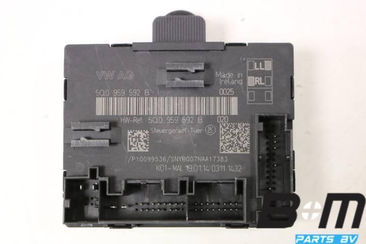 Portierregelapparaat RV (bijrijderskant) VW Golf 7, Gebruikt