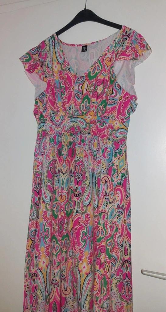 Shein Curve  maxi-jurk, Maat 46/48 (XL) of groter, Ophalen of Verzenden, Zo goed als nieuw, Roze