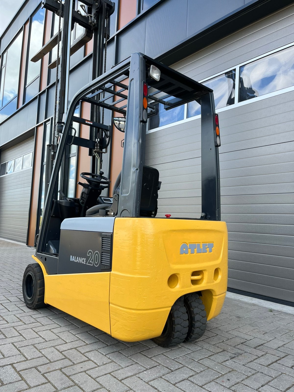 Atlet balance elektrische heftruck 2 tonner, 1000 tot 2000 kg, Ophalen of Verzenden, Elektrisch, Heftruck