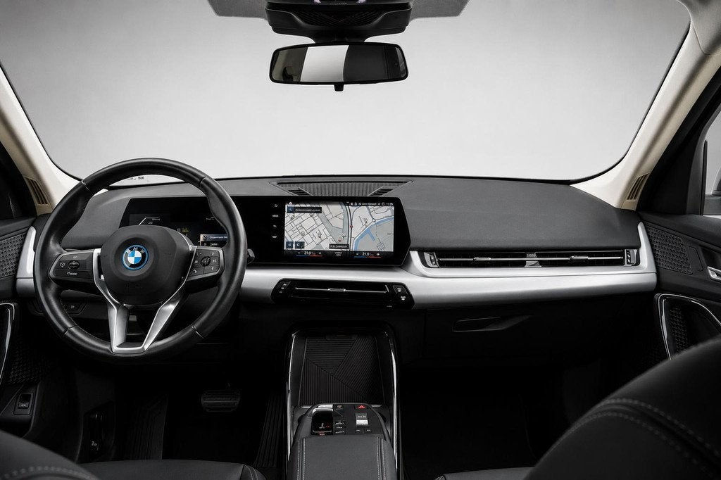 BMW X1 xDrive25e|FACELIFT| Carplay|Camera|Navi|Vol-Leder|Plu, Stof, Gebruikt, Bedrijf, Vierwielaandrijving