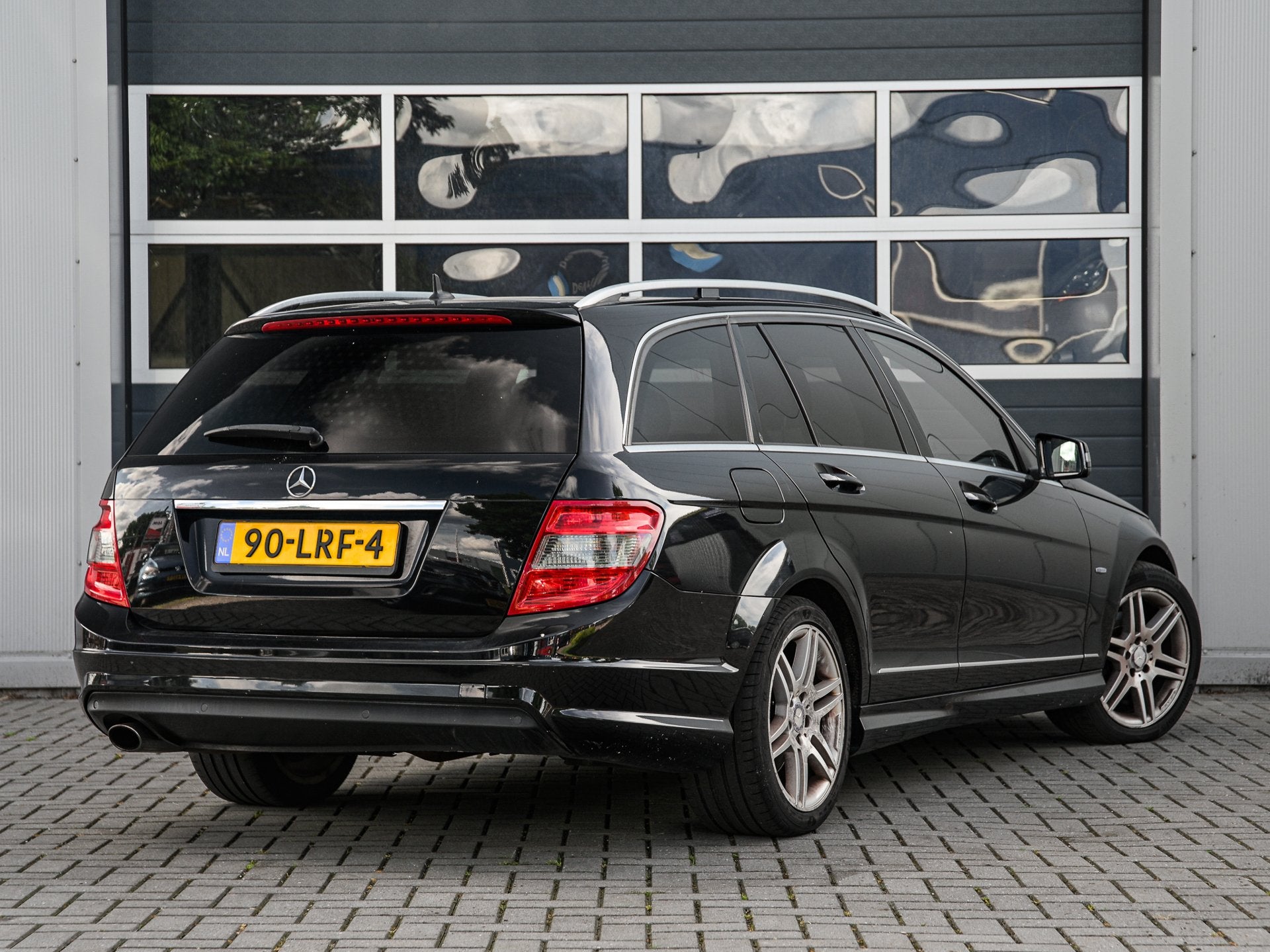 Mercedes-Benz C-klasse Estate 180 CGI Avantgarde | AMG-pakke, Auto's, Euro 5, Zwart, Zwart, Origineel Nederlands