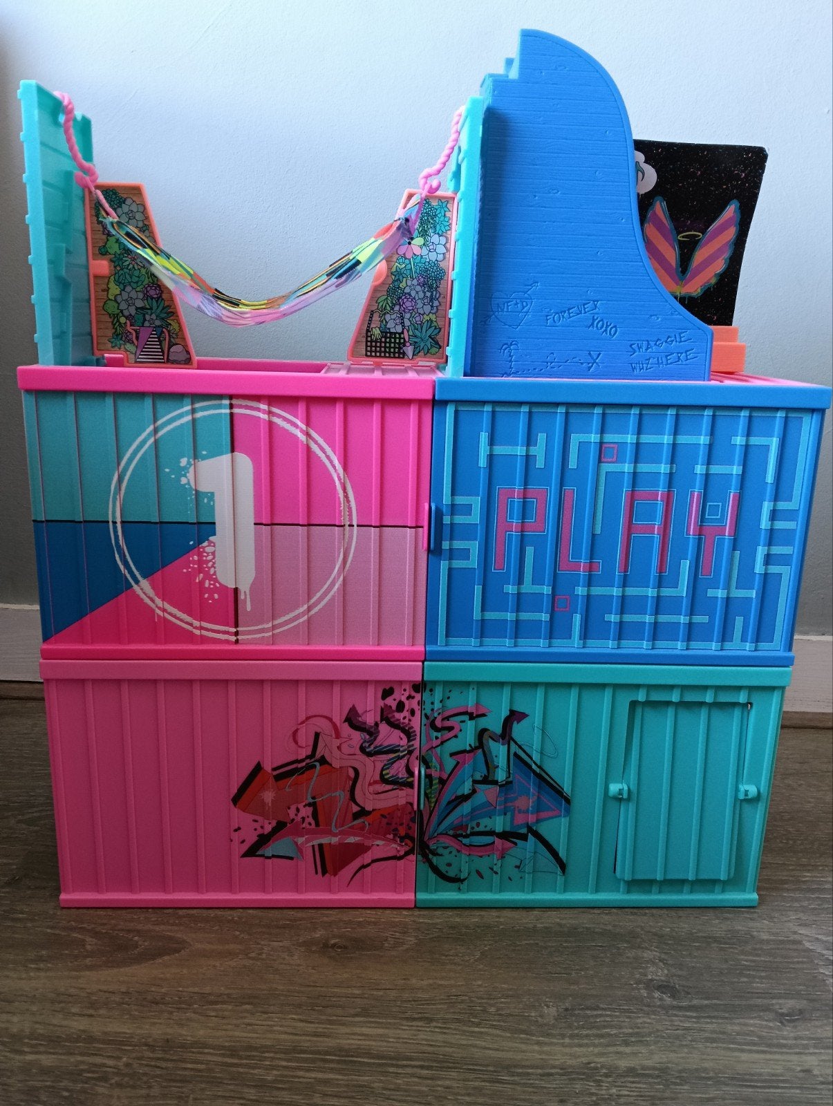 LOL surprise huis met leuke assesoires., Ophalen, Gebruikt, Poppenhuis