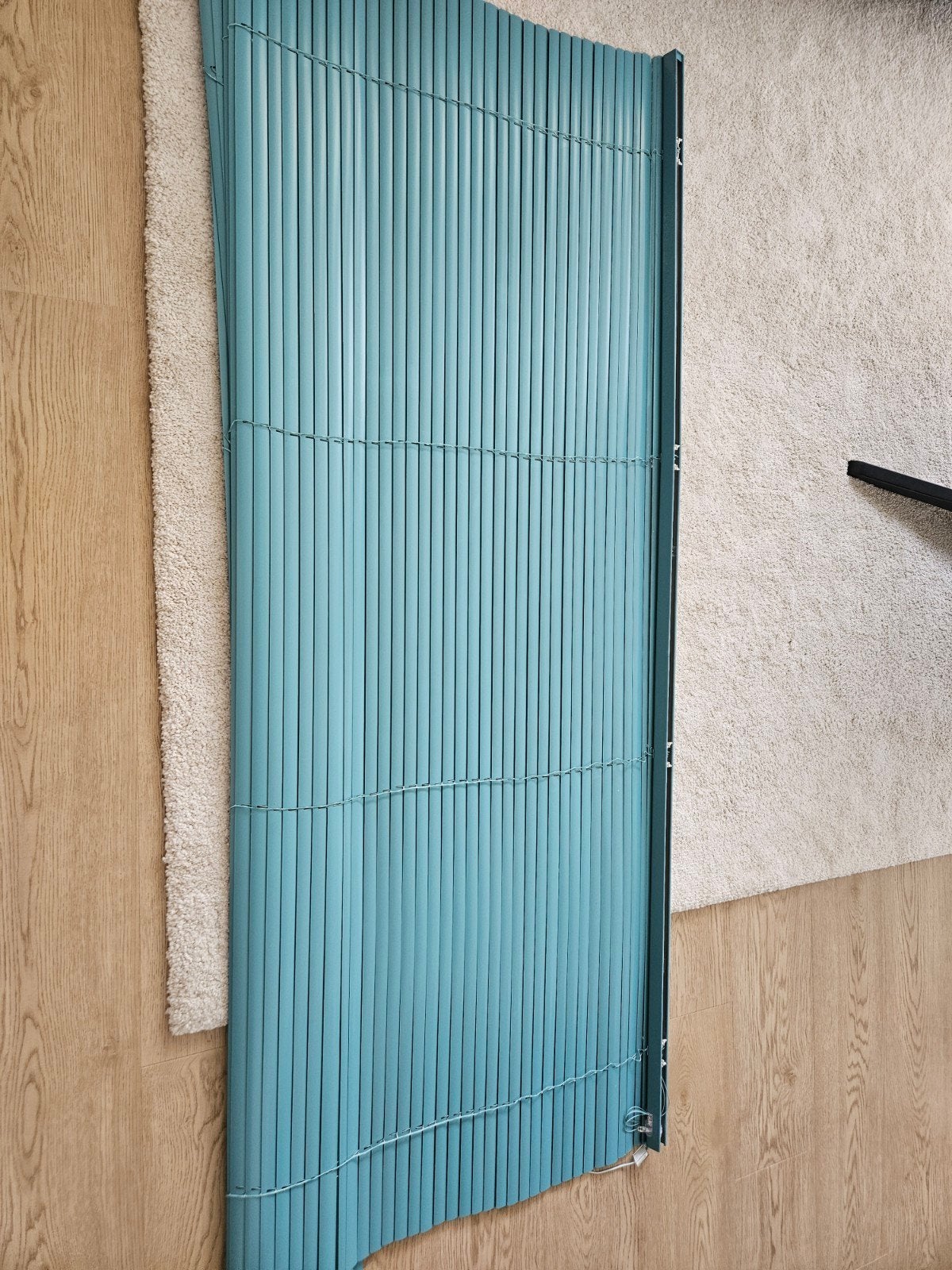 Luxaflex jaloezie - Blauw/groen, Huis en Inrichting, Stoffering | Gordijnen en Lamellen, Gebruikt, Jaloezie, Blauw, Groen, Metaal