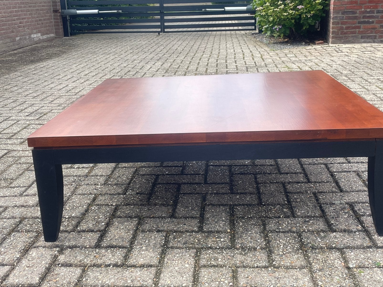 Massief Kersenhouten salontafel, Huis en Inrichting, Ophalen, Gebruikt, Vierkant