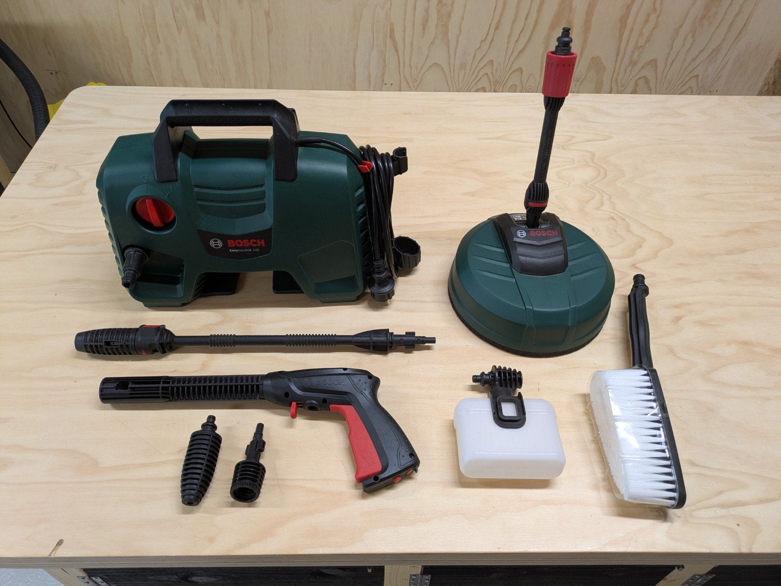 Bosch Easyaquatak 120 hogedrukreiniger met accessoires, Tuin en Terras, Hogedrukreinigers, Ophalen, Gebruikt, Elektrisch, Bosch