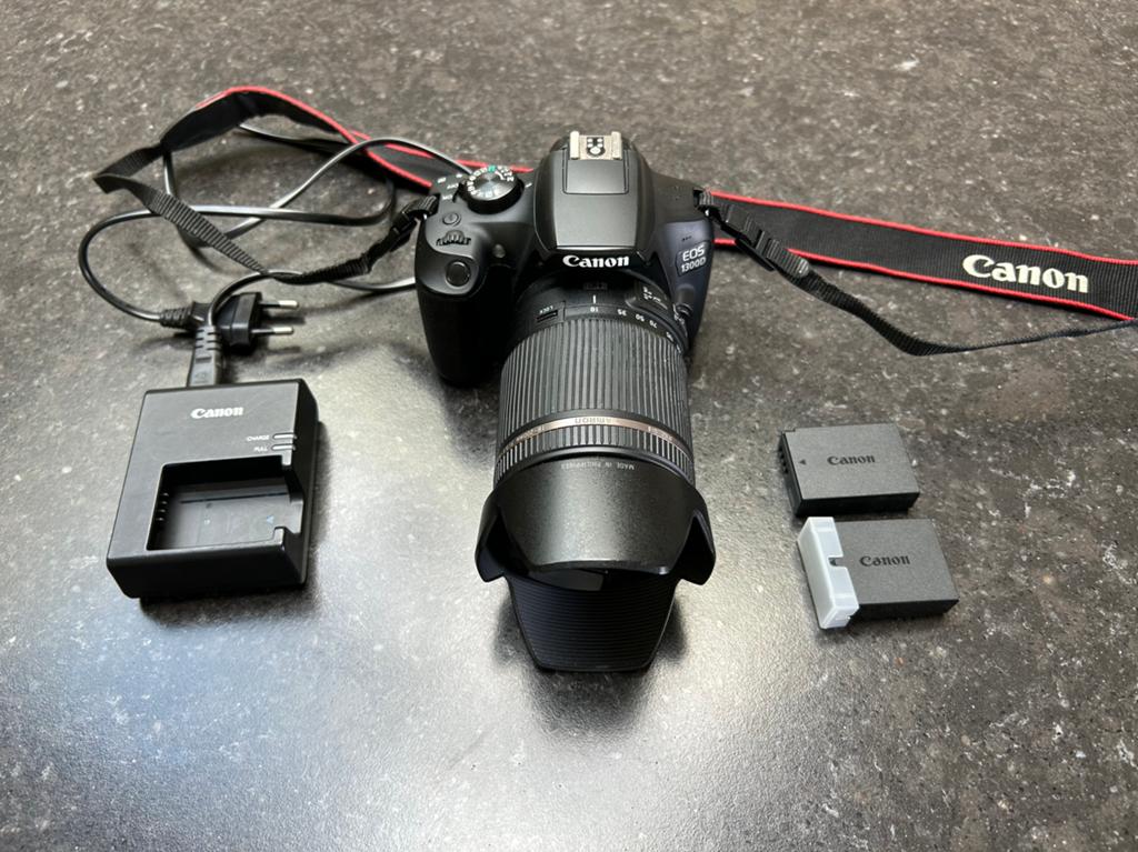 Canon EOS 1300D met 18-200 mm lens en accessoires, 18 Megapixel, Gebruikt, Spiegelreflex, Canon