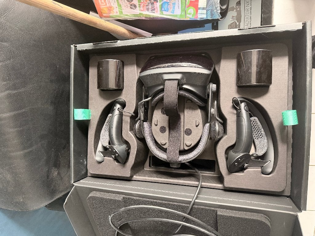 Valve Index VR Kit compleet (headset, controllers, 2x 2.0), Ophalen, Gebruikt, VR-bril, Pc