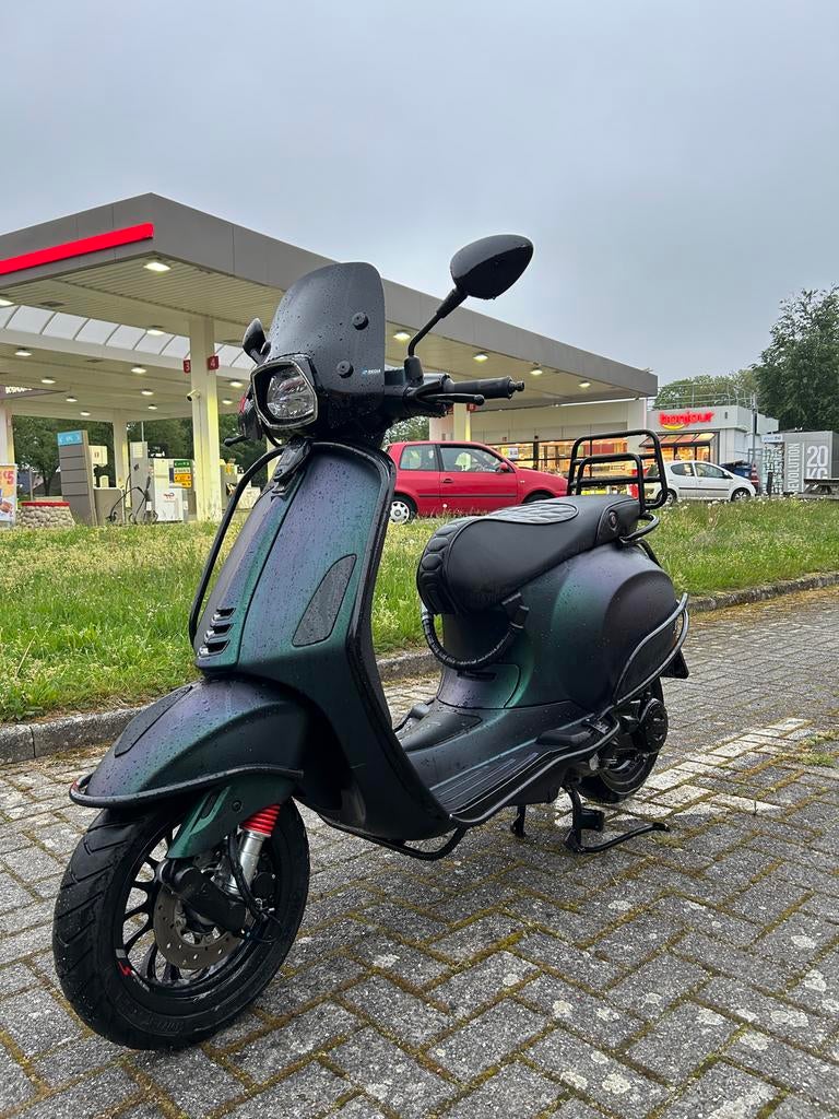 Vespa Sprint 2022 - Zo goed als nieuw, 5.5k km, Ophalen of Verzenden, Zo goed als nieuw, Benzine, Overige modellen