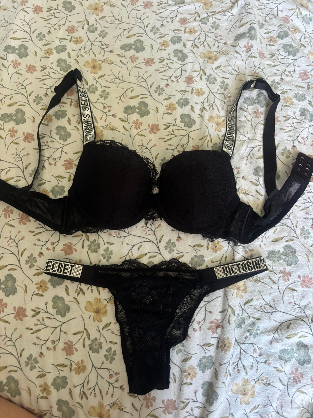 Victoria’s secret set, Verzenden, Zwart, BH