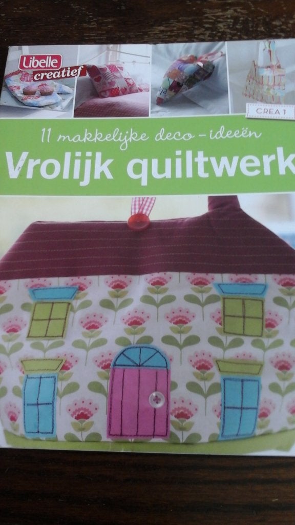 Vrolijk quiltwerk van libelle creatief, Hobby en Vrije tijd, Ophalen of Verzenden, Zo goed als nieuw, Handborduren, Patroon
