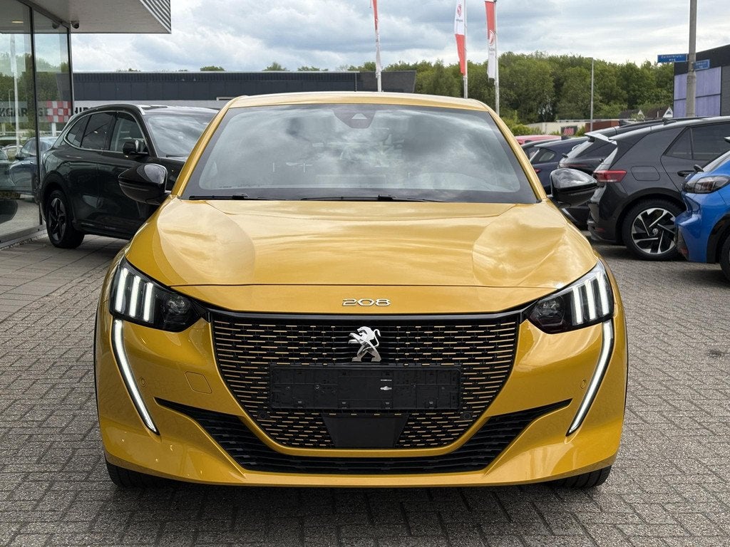 Peugeot e-208 EV GT 50 kWh | 99,3% SOH | 7800 KM | Stoelverw, Auto's, Peugeot, 136 pk, Gebruikt, 351 km, Leder en Stof