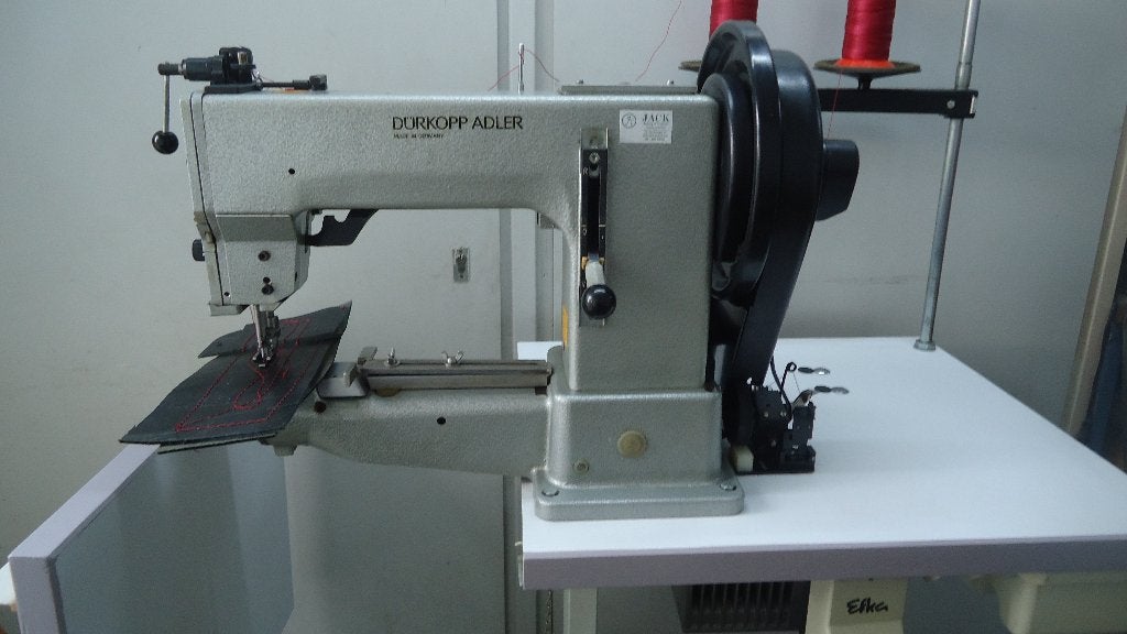 Industrie Naaimachine Durkopp Adler vrijearm 3V.Trs Z.Draads, Overige merken, Gebruikt, Ophalen of Verzenden, Naaimachine