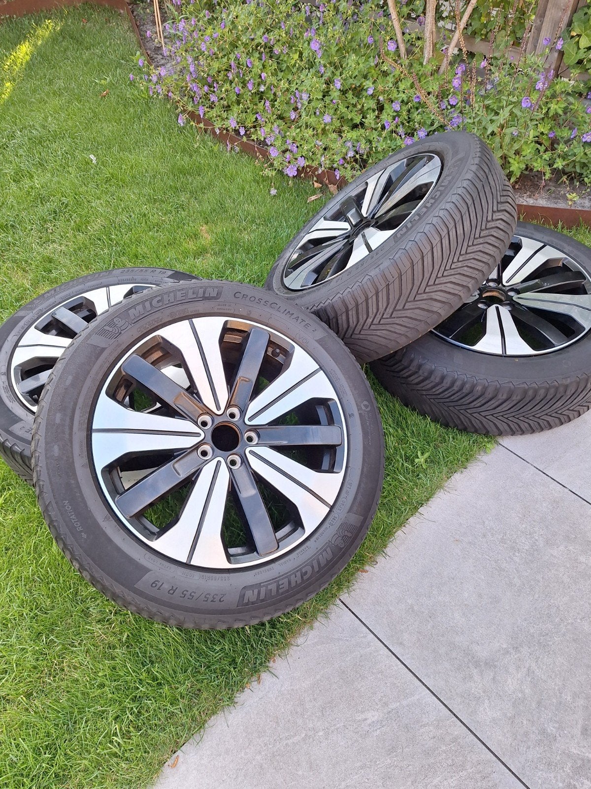 Originele Volvo velgen 19 inch - Michelin crossclimate 2, Auto-onderdelen, Banden en Velgen, Velg(en), 235 mm, All Season, Ophalen