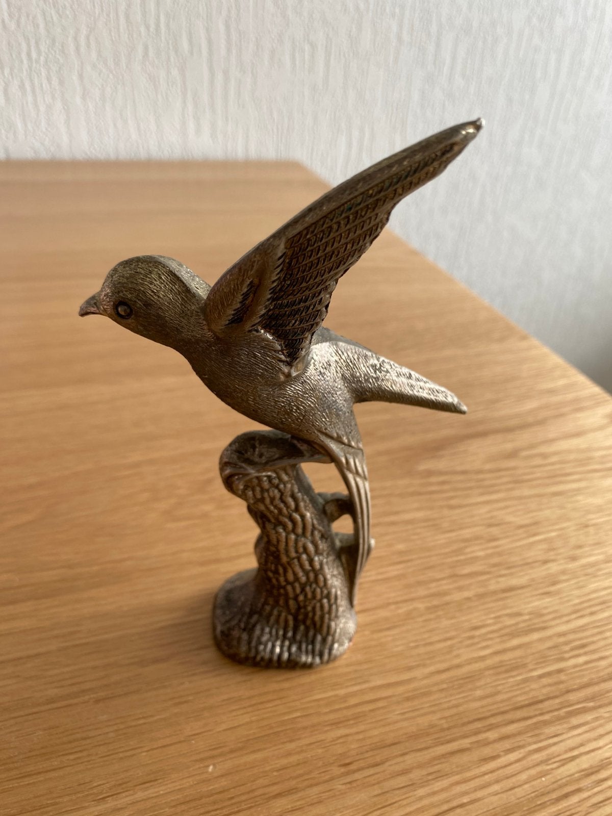 Vogel op tak, Ophalen of Verzenden, Zo goed als nieuw, Dier