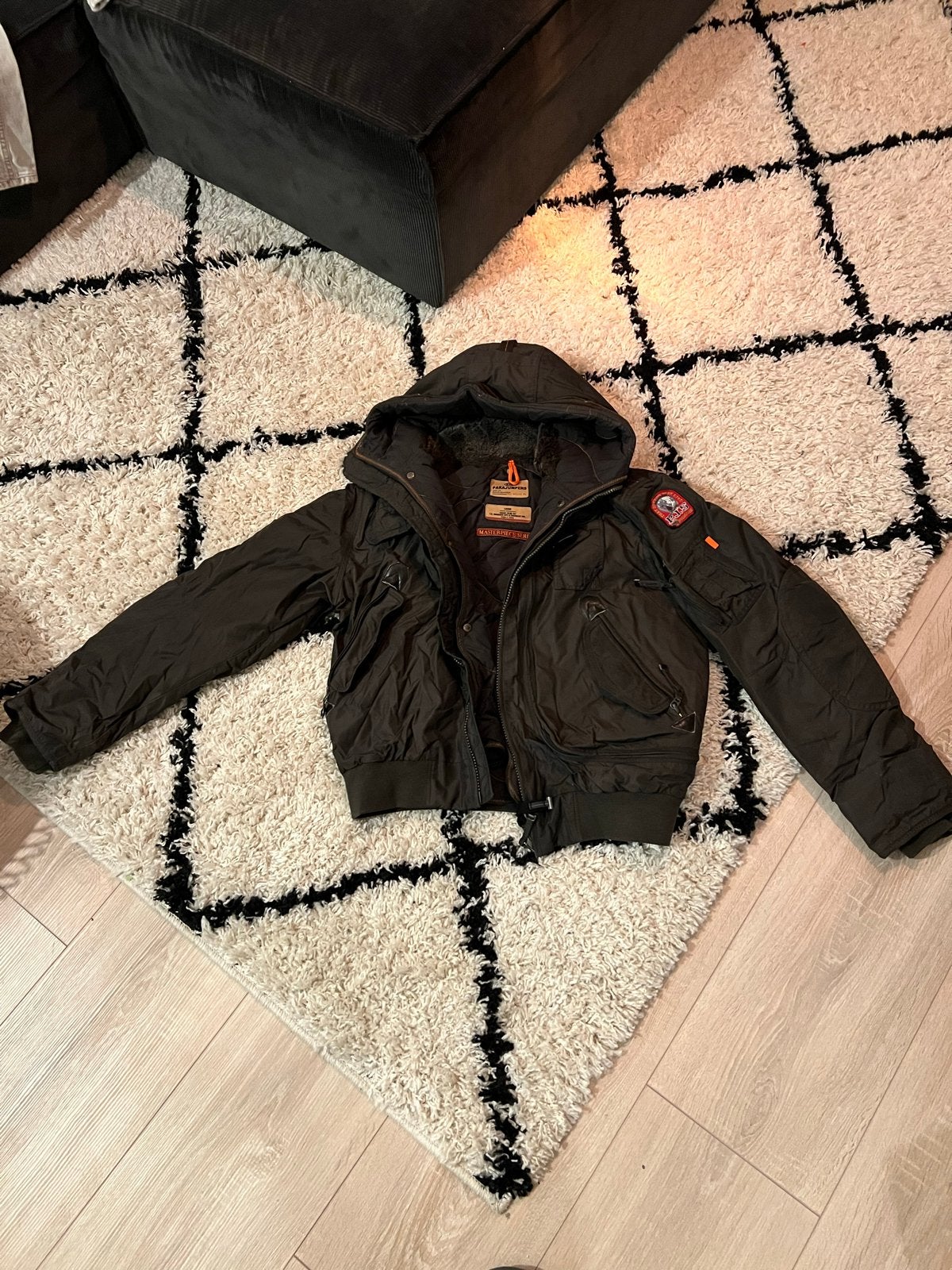 Warme Parajumpers jas maat L - perfect voor de winter, Ophalen of Verzenden, Gedragen, Maat 52/54 (L), Groen