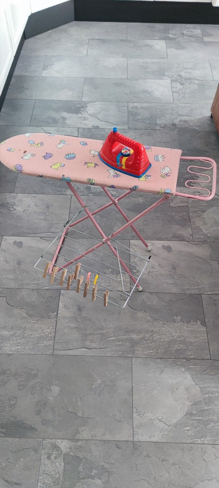 kinder strijkplank met toebehoren, Kinderen en Baby's, Ophalen, Gebruikt, Jongen of Meisje