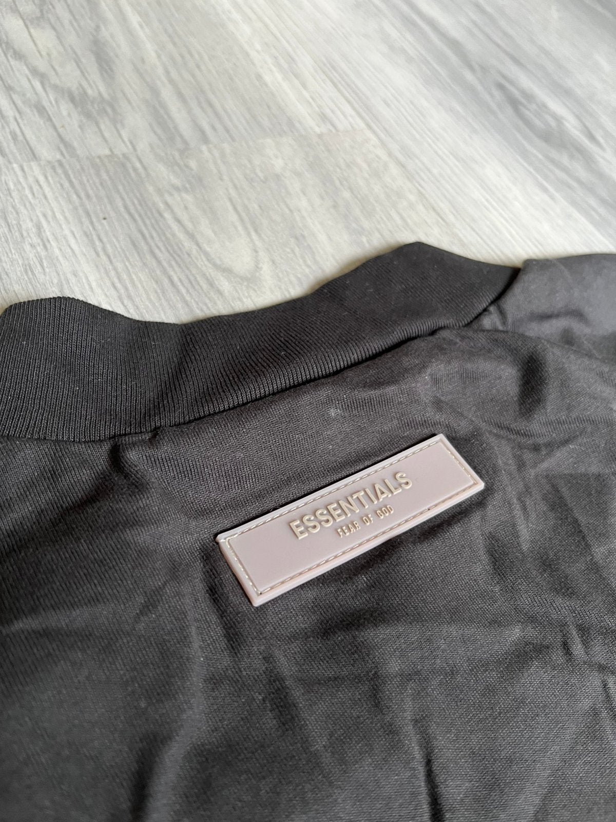 Fear of God Essentials 1977 T-shirt Zwart Maat S, Kleding | Heren, Verzenden, Zo goed als nieuw, Maat 46 (S) of kleiner, Zwart