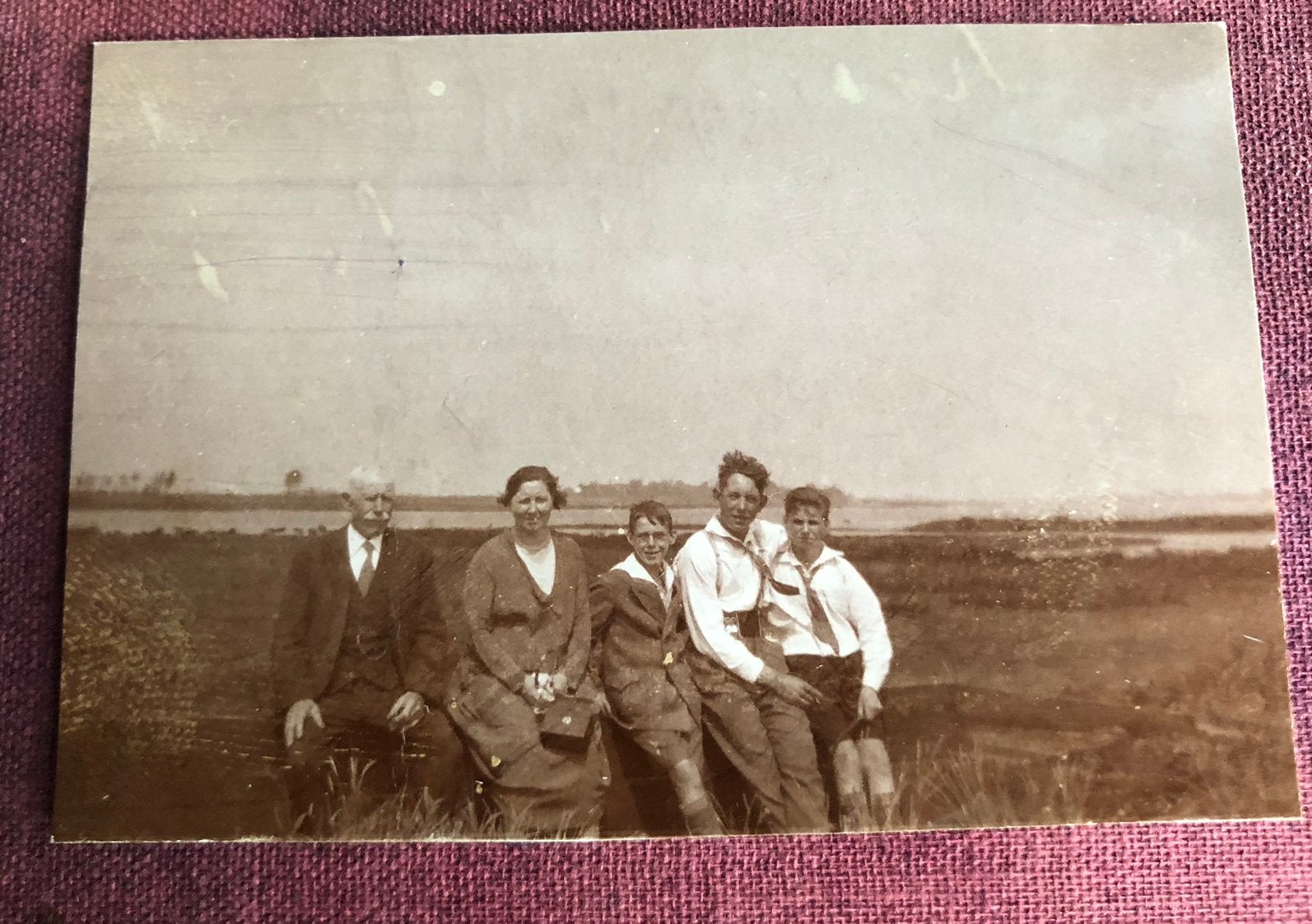 Foto Rossum - Waal - 1932, Verzenden, Voor 1940, Foto