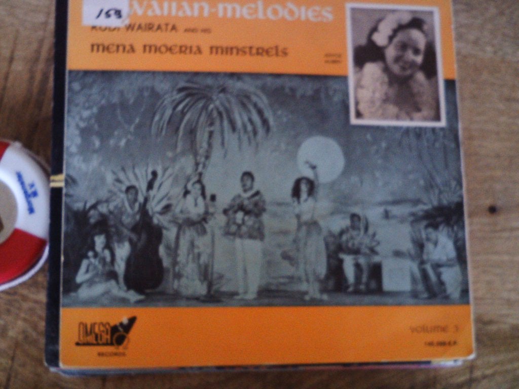 Rudi Wairata & Mena Moeria Minstrels - Hawaiian Mel. 27jul, Wereldmuziek, 7 inch, Ophalen of Verzenden, Zo goed als nieuw