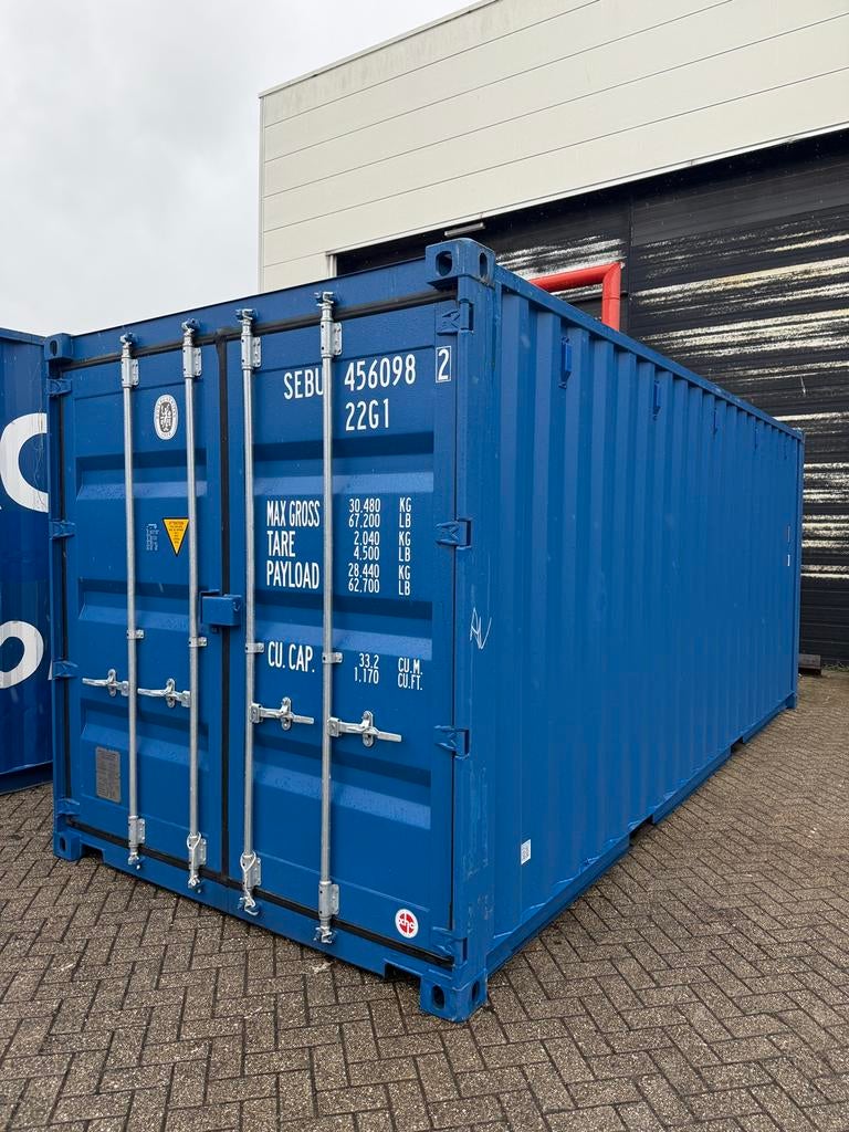Nwe. 20ft / 20ftHC Zee Container(s)