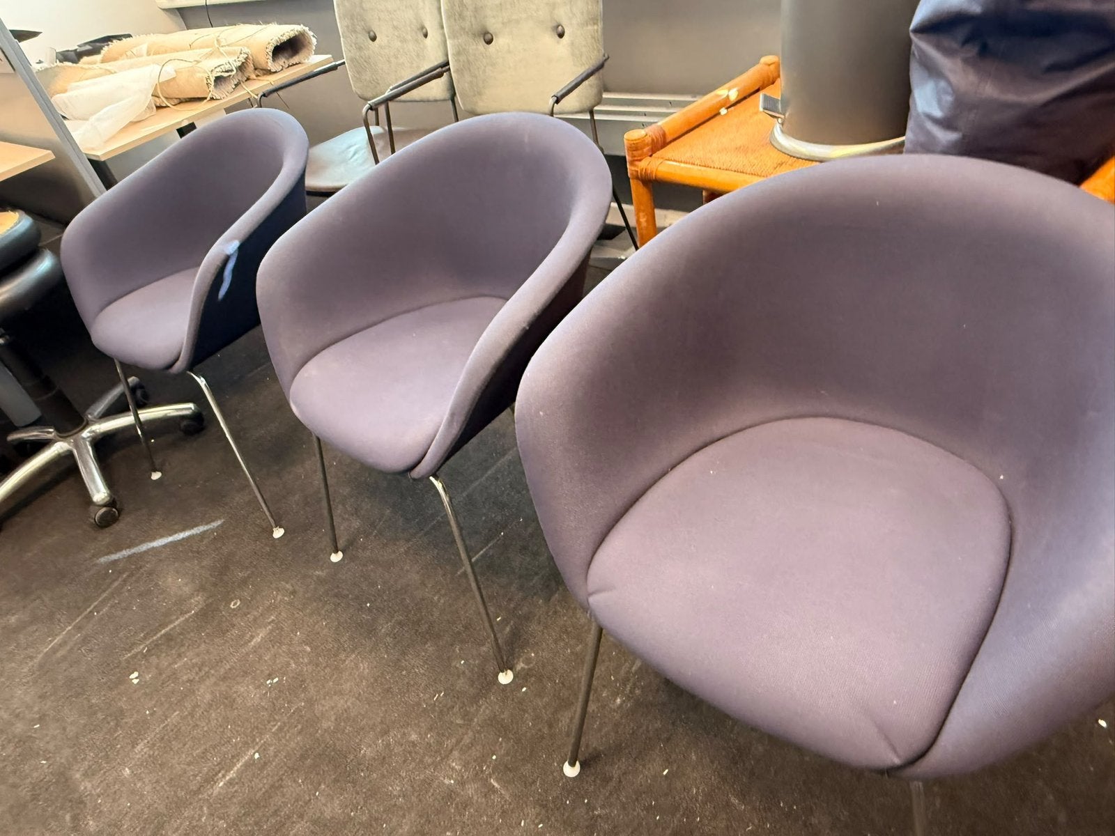 Arper Duna type 02 fauteuils, Huis en Inrichting, Ophalen, Gebruikt, Minder dan 75 cm, 50 tot 75 cm