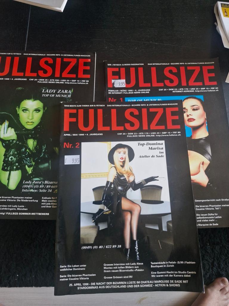 Full Size.  Fetish en s.m blad  3 stuks., Ophalen of Verzenden, Zo goed als nieuw