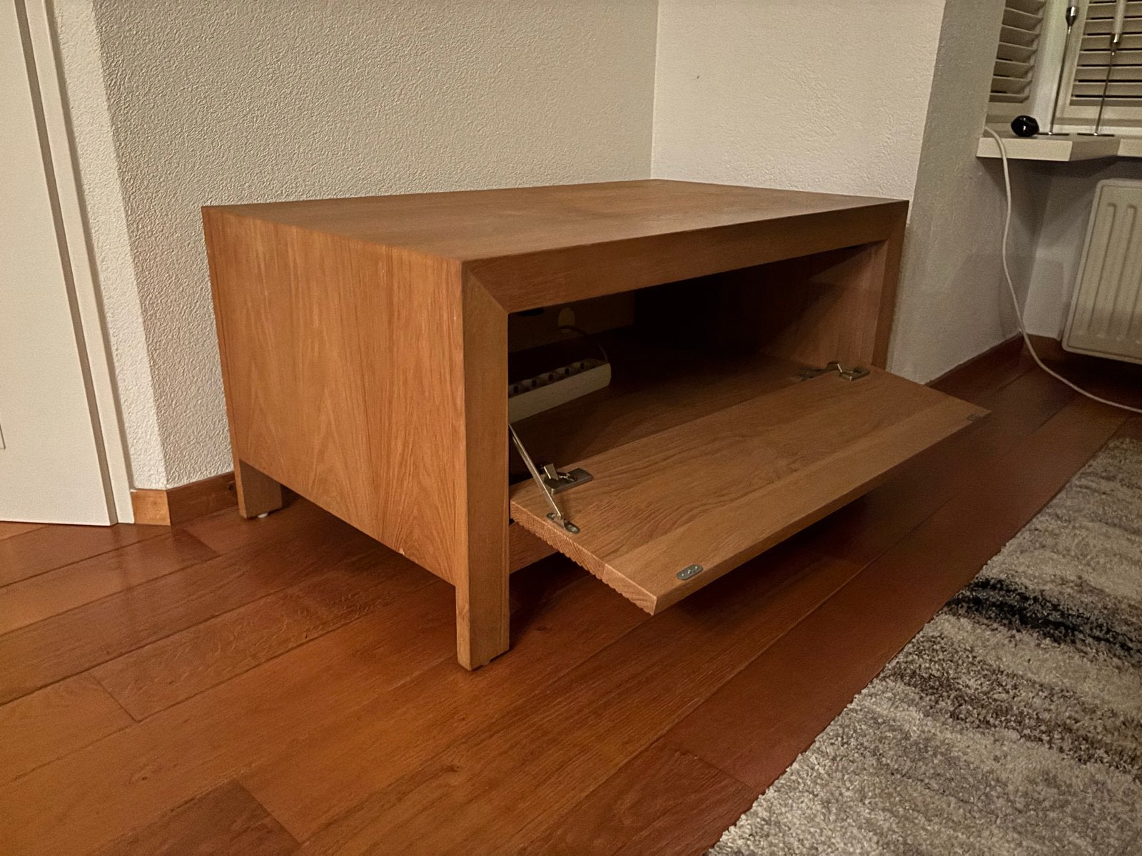 Houten TV-meubel / audiomeubel met klepdeur, Ophalen, Gebruikt, 100 tot 150 cm, Minder dan 100 cm