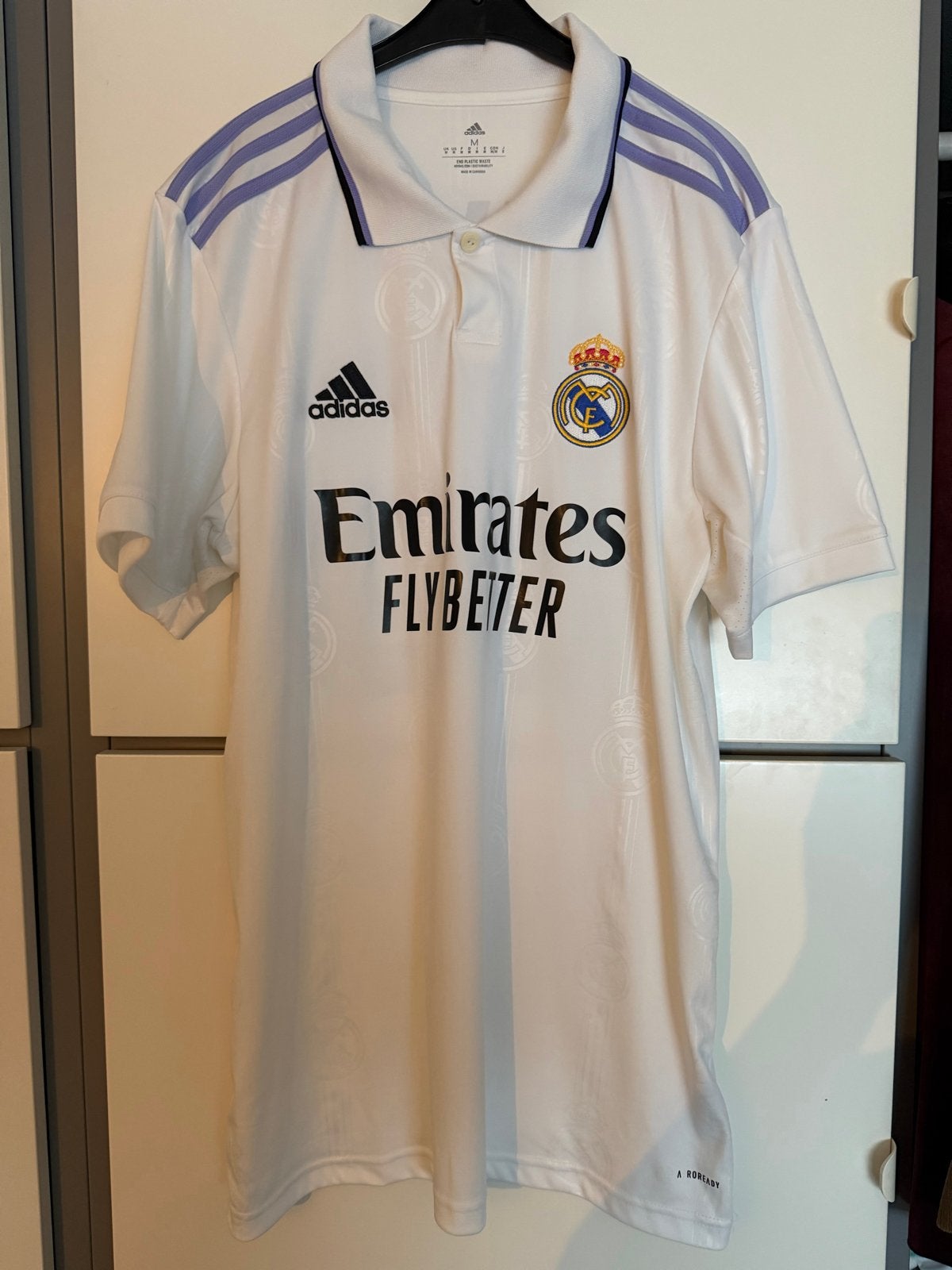 Real Madrid Thuisshirt 2022/2023 Camavinga #25 Maat M, Maat M, Ophalen of Verzenden, Zo goed als nieuw, Shirt