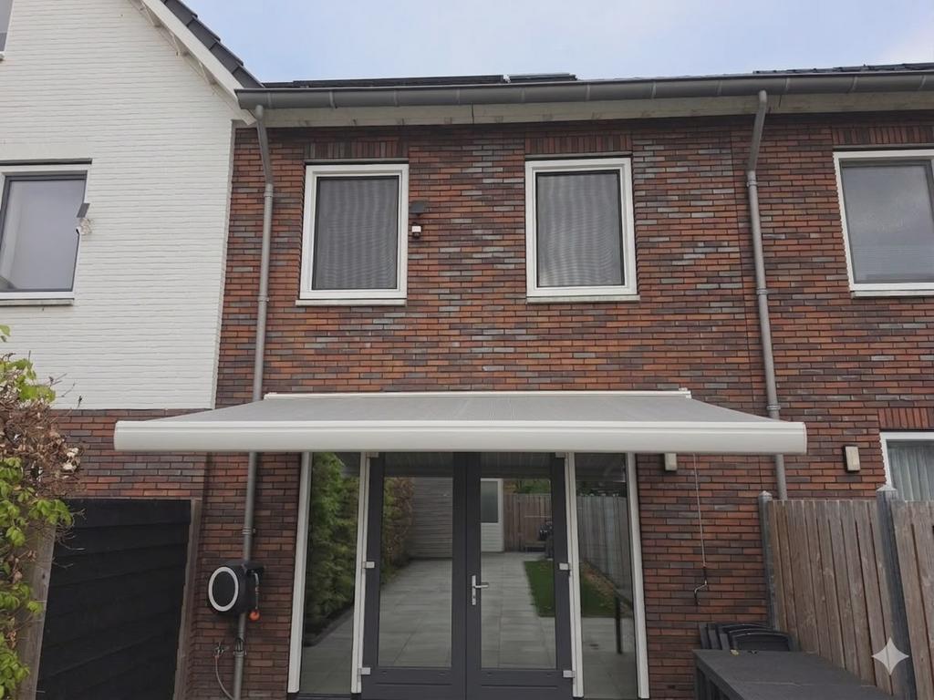 Zonnescherm knikarmscherm 4 meter breed 2.5 uitval, Tuin en Terras, Ophalen of Verzenden, Zo goed als nieuw