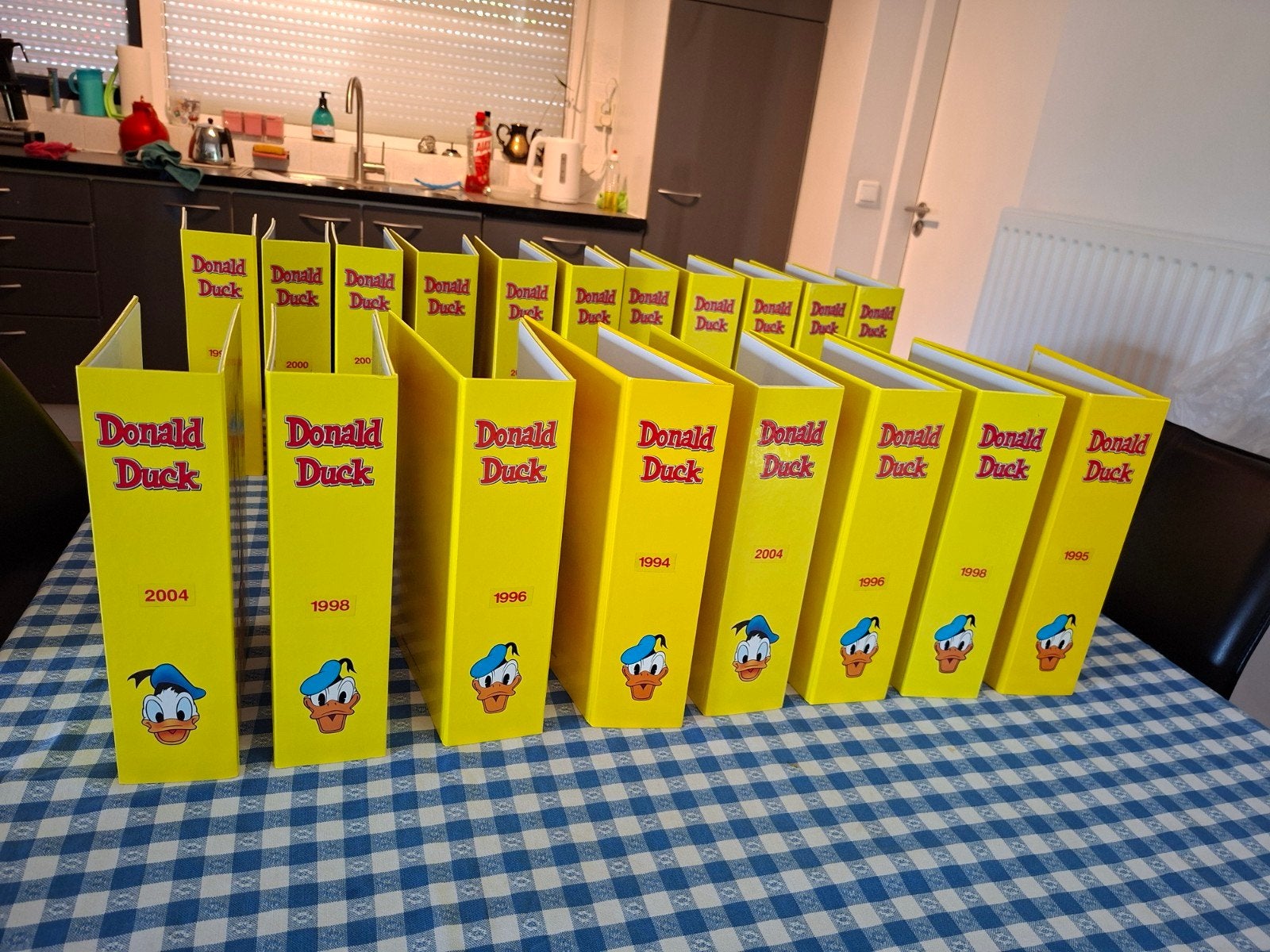 19 donald Duck bewaarmappen, verzamelmappen , opbergmappen ,, Boeken, Stripboeken, Gelezen, Meerdere stripboeken, Ophalen of Verzenden