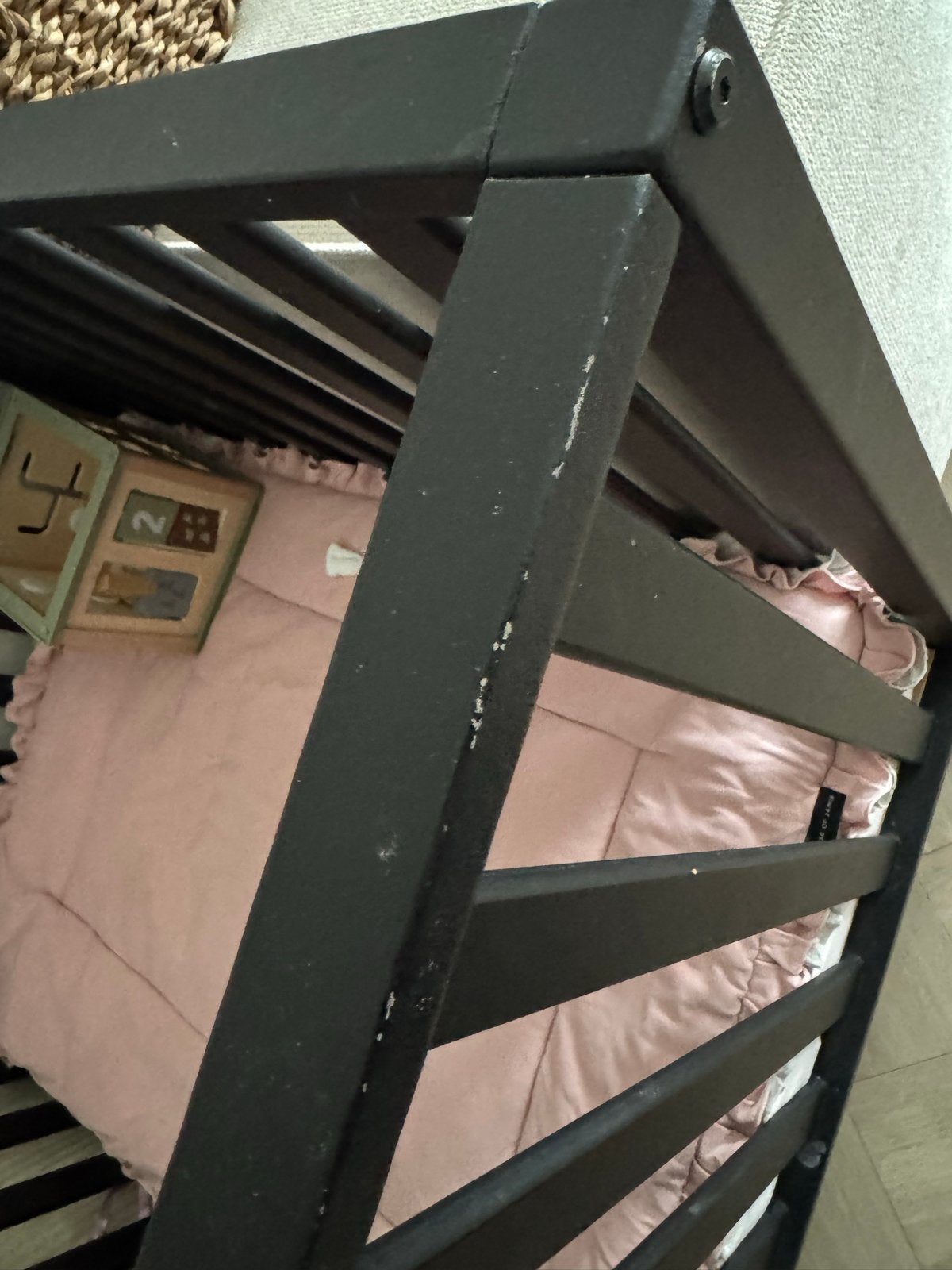 GRATIS Zwarte box met Mobiel - Gebruikt, Ophalen, Gebruikt, Boxkleed