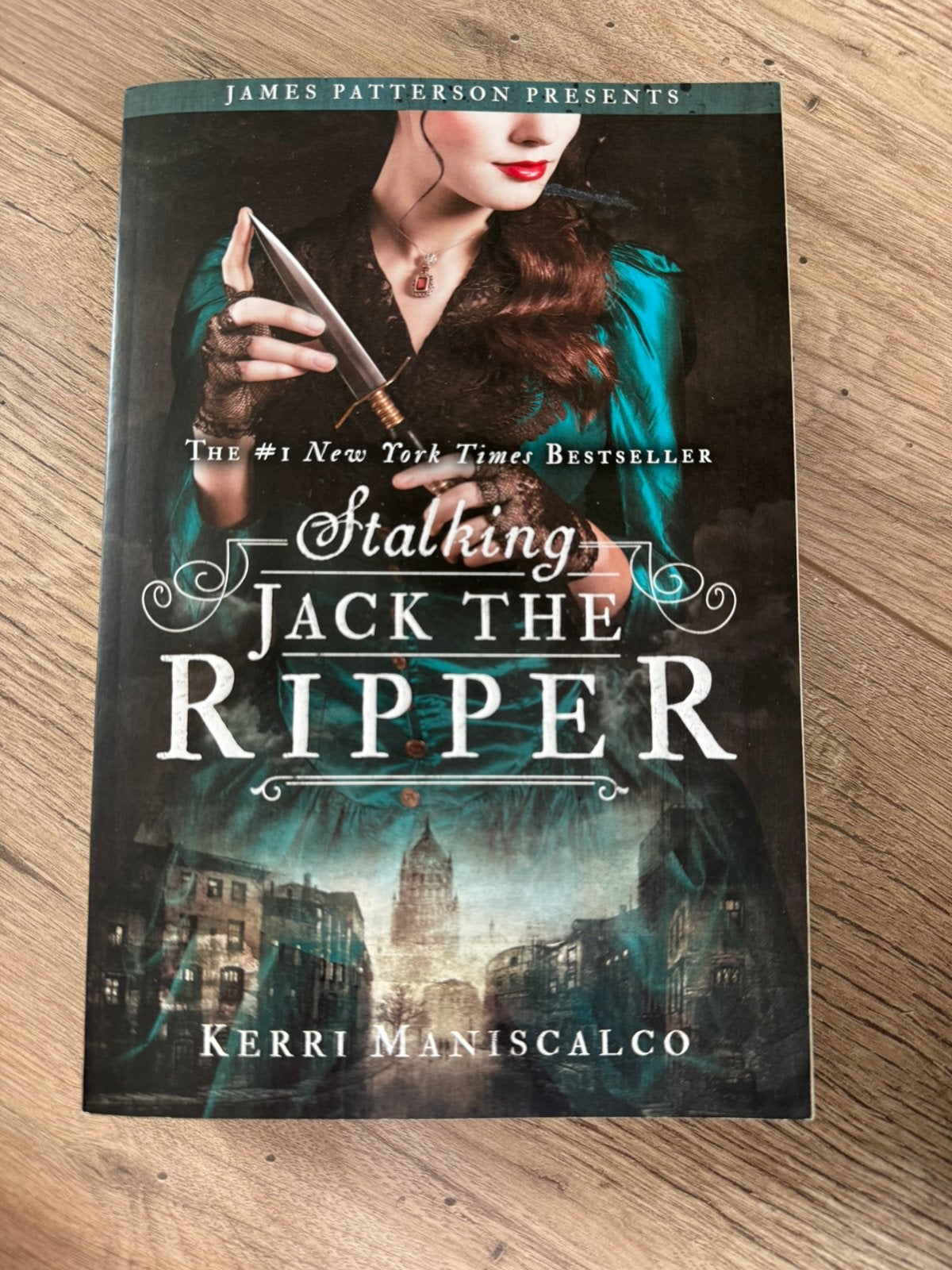 Stalking Jack The Ripper - Kerri Maniscalo, Ophalen of Verzenden, Zo goed als nieuw