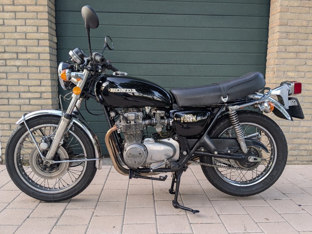 Honda CB550 K0, Sportuitlaat, 4 cilinders, Motorrijbewijs A, Gebruikt
