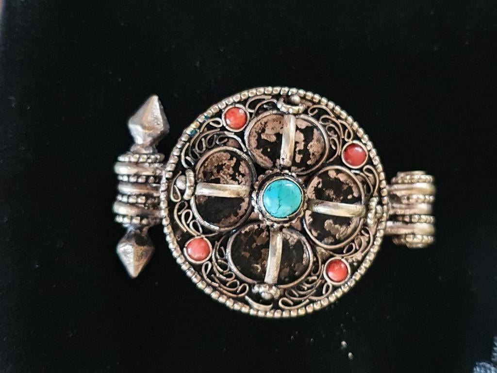 Vintage Tibetaanse Gebedsmolen Armband met Turkoois, Overige materialen, Gebruikt, Ophalen of Verzenden, Met edelsteen