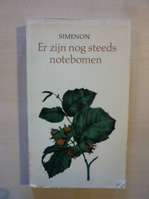 Simenon - Er zijn nog steeds notebomen, Verzenden, Zo goed als nieuw