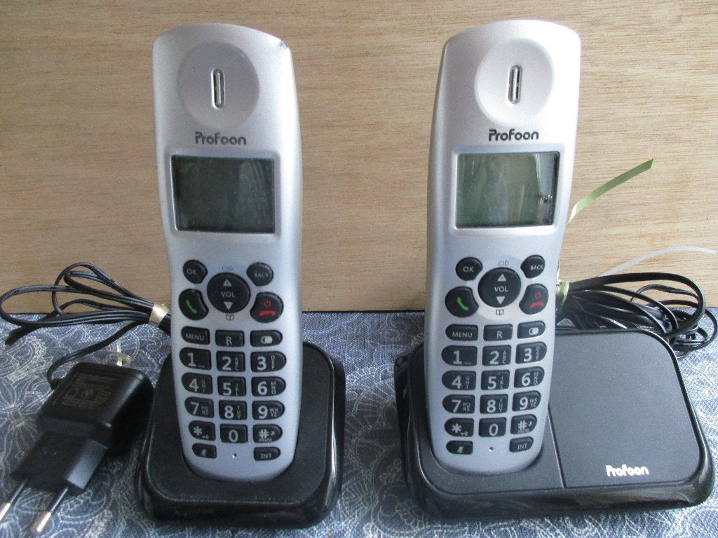 handset Profoon met 2 telefoons PDX 8320, Ophalen of Verzenden, 2 handsets