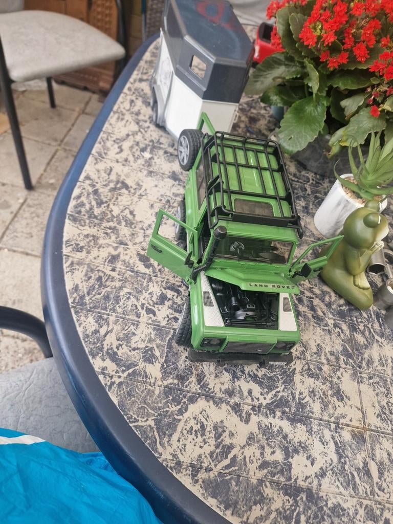Bruder auto. Rangerover, Ophalen of Verzenden, Zo goed als nieuw, Duwvoertuig
