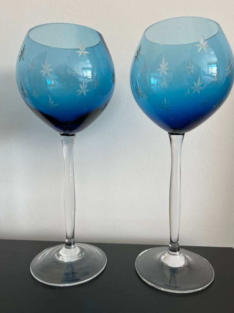 2x Blauw geëtste wijnglazen met sterren, Verzenden