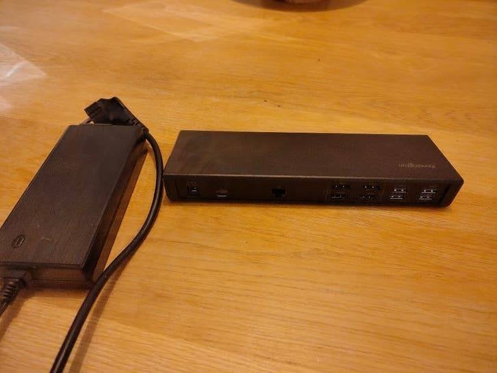 Kensington SD4750P dual 4K USB-C/USB-A dock + voeding, Ophalen of Verzenden, Gebruikt, Docking station, Laptop