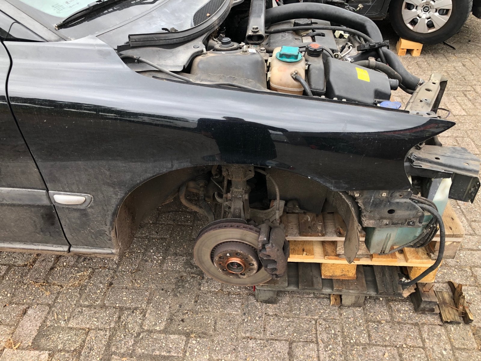 Voorscherm links en rechts passend op Volvo V70 en s60 Zwart, Auto-onderdelen, Ophalen, Gebruikt, Voor, Spatbord