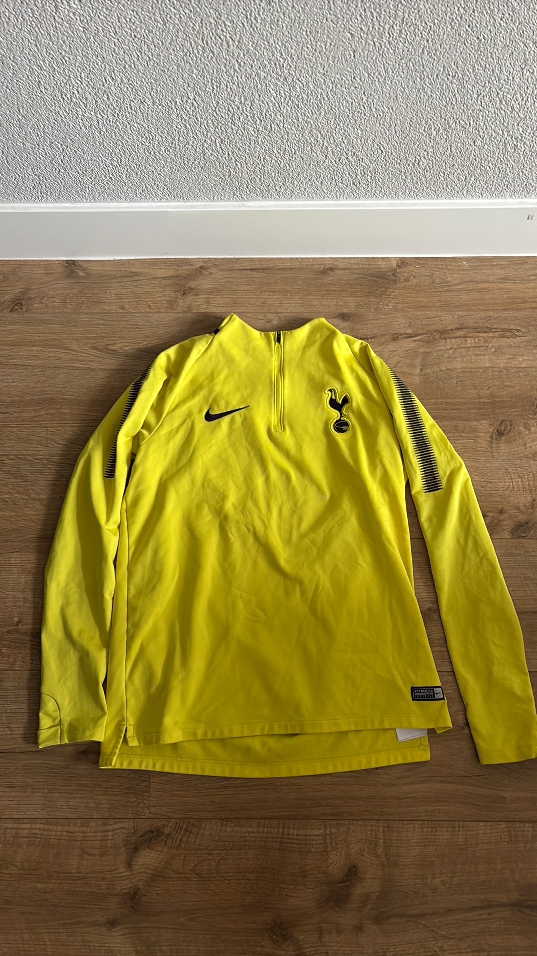Trainingsshirt Tottenham Hotspur maat M, Kleding | Heren, Ophalen of Verzenden, Zo goed als nieuw, Overige maten, Voetbal
