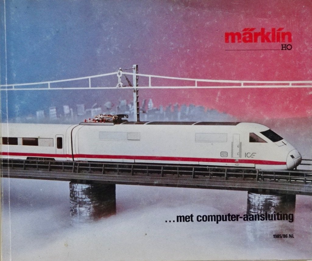 Marklin Catalogus 1985-1986, Wisselstroom, Zo goed als nieuw, Märklin, Boek, Tijdschrift of Catalogus