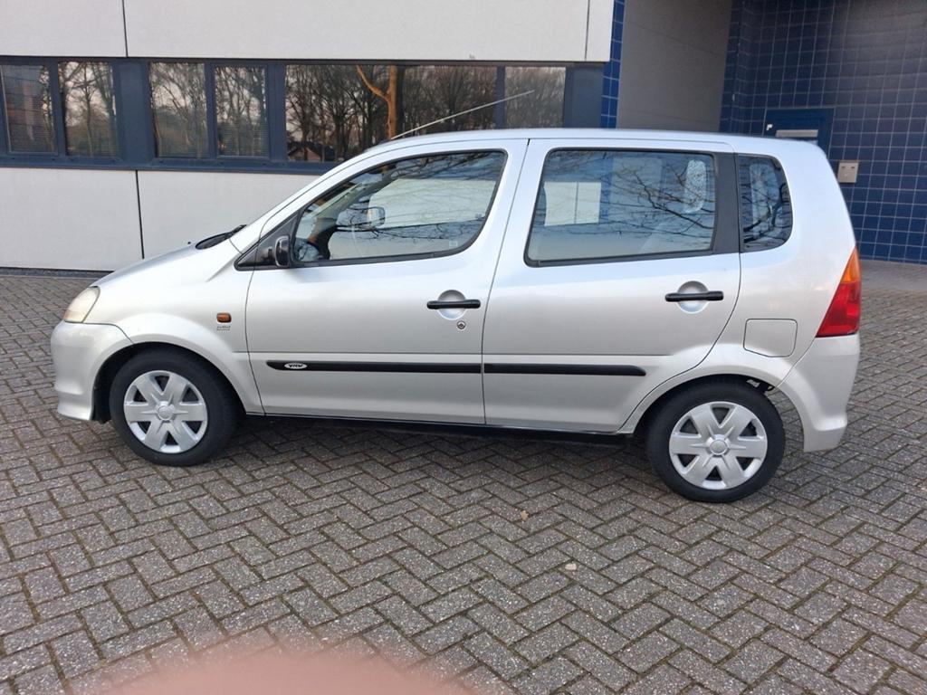 Daihatsu YRV 1.3 2002 Grijs, Stof, 31 €/maand, 4 cilinders, Origineel Nederlands