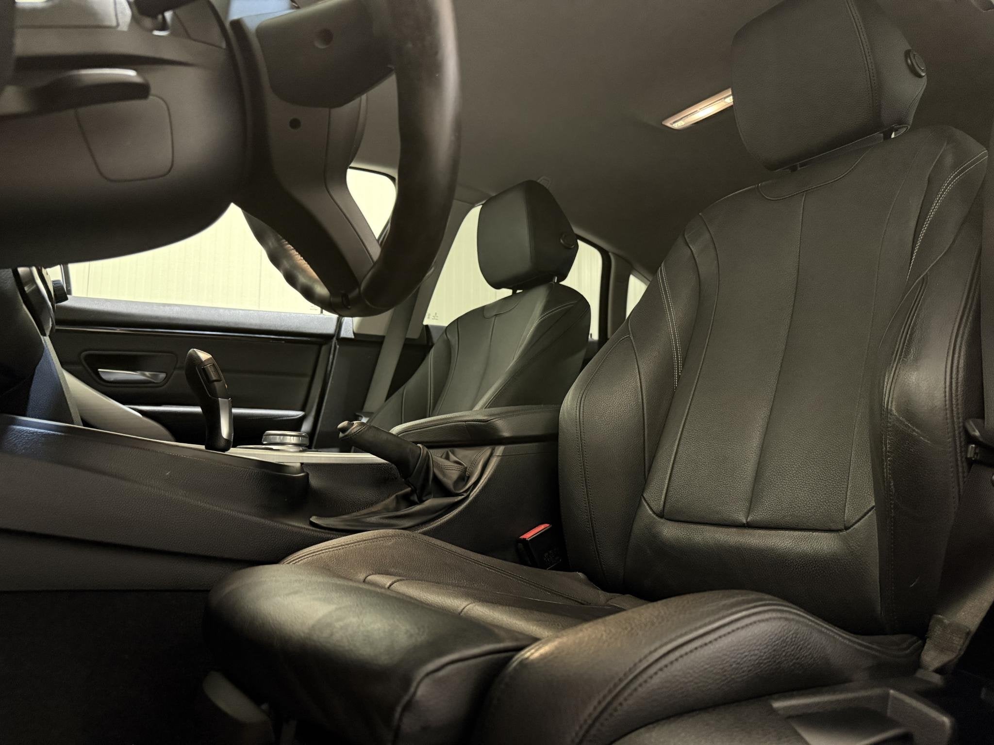 BMW 4-serie Gran Coupé 418i High Executive M-pakket/ Leder/, Auto's, Automaat, Gebruikt, Blauw, 1485 kg