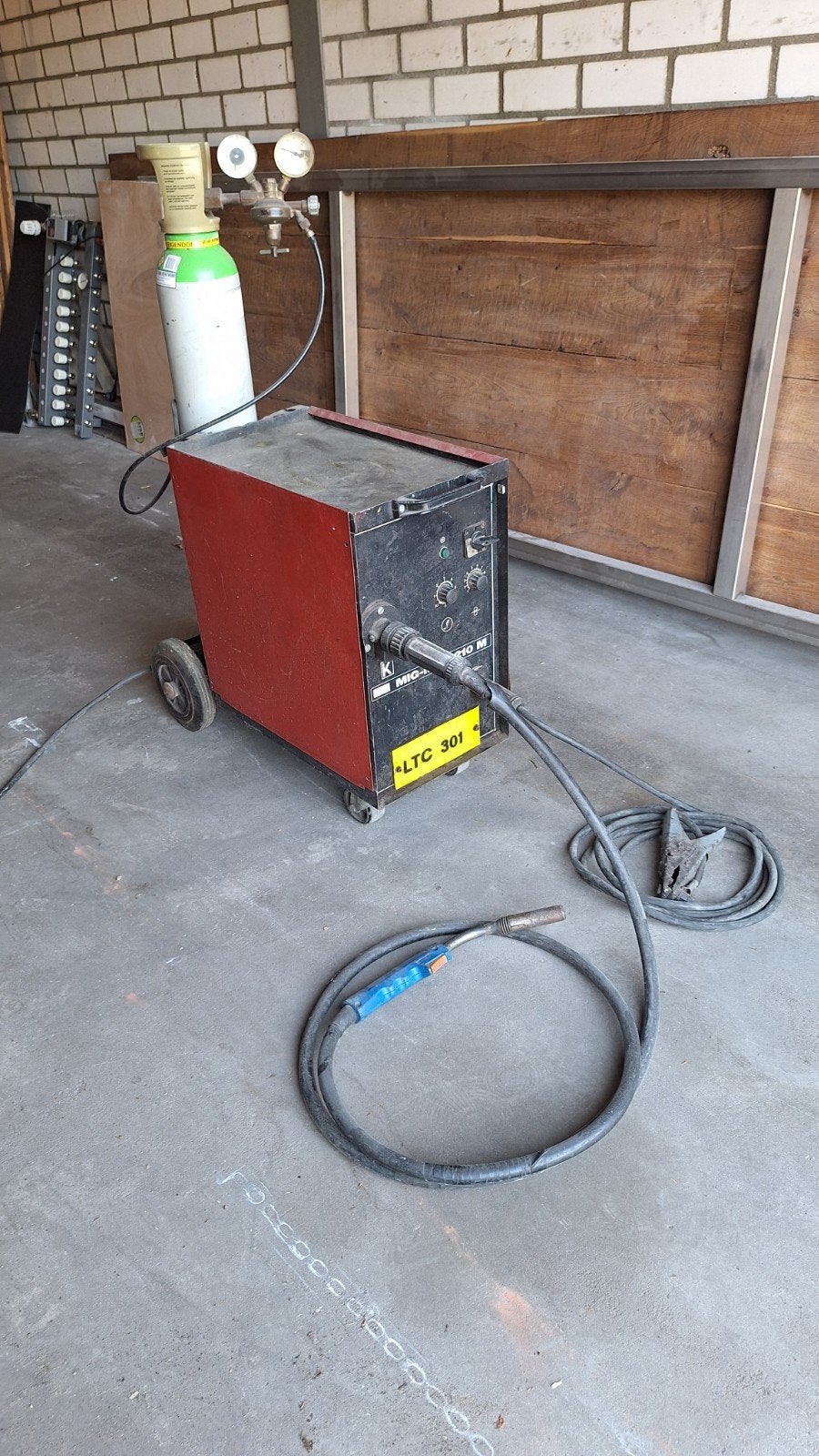MIG-MAG 210 M Lasapparaat met gasfles, Ophalen, Gebruikt, 150 tot 250 ampère, Co2