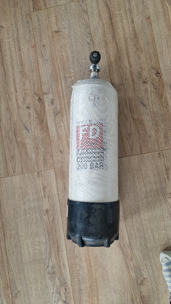 10ltr duikfles  DIN met INT-insert  200 bar keuring verlopen, Watersport en Boten, Ophalen, Gebruikt, Duikfles