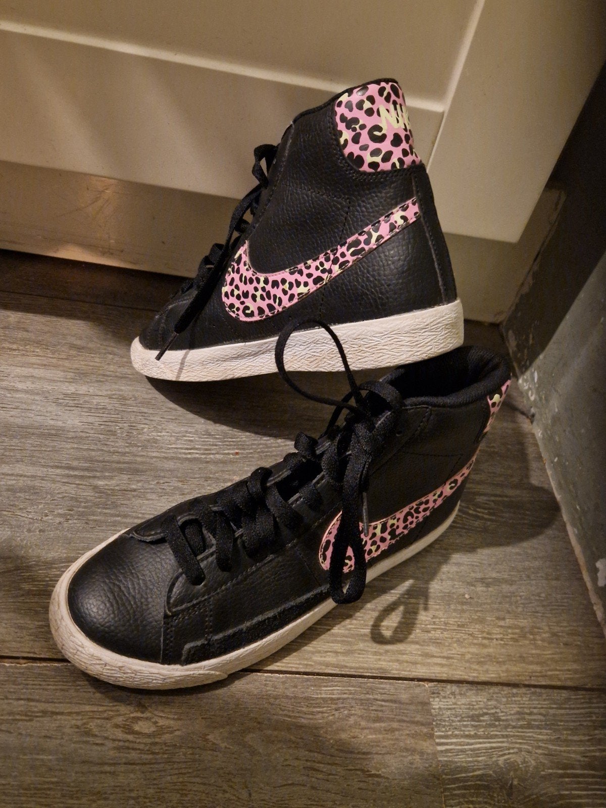 Nike blazer, Ophalen of Verzenden, Zo goed als nieuw, Sneakers of Gympen