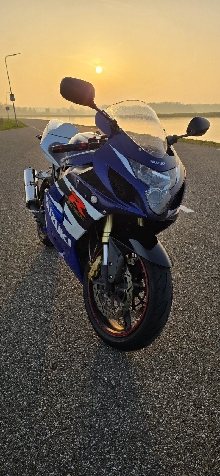 Suzuki GSX-R 750 K4 - Sportieve en Krachtige Supersport, Motoren, Motoren | Suzuki, Sportuitlaat, 750 cc, 4 cilinders, Motorrijbewijs A