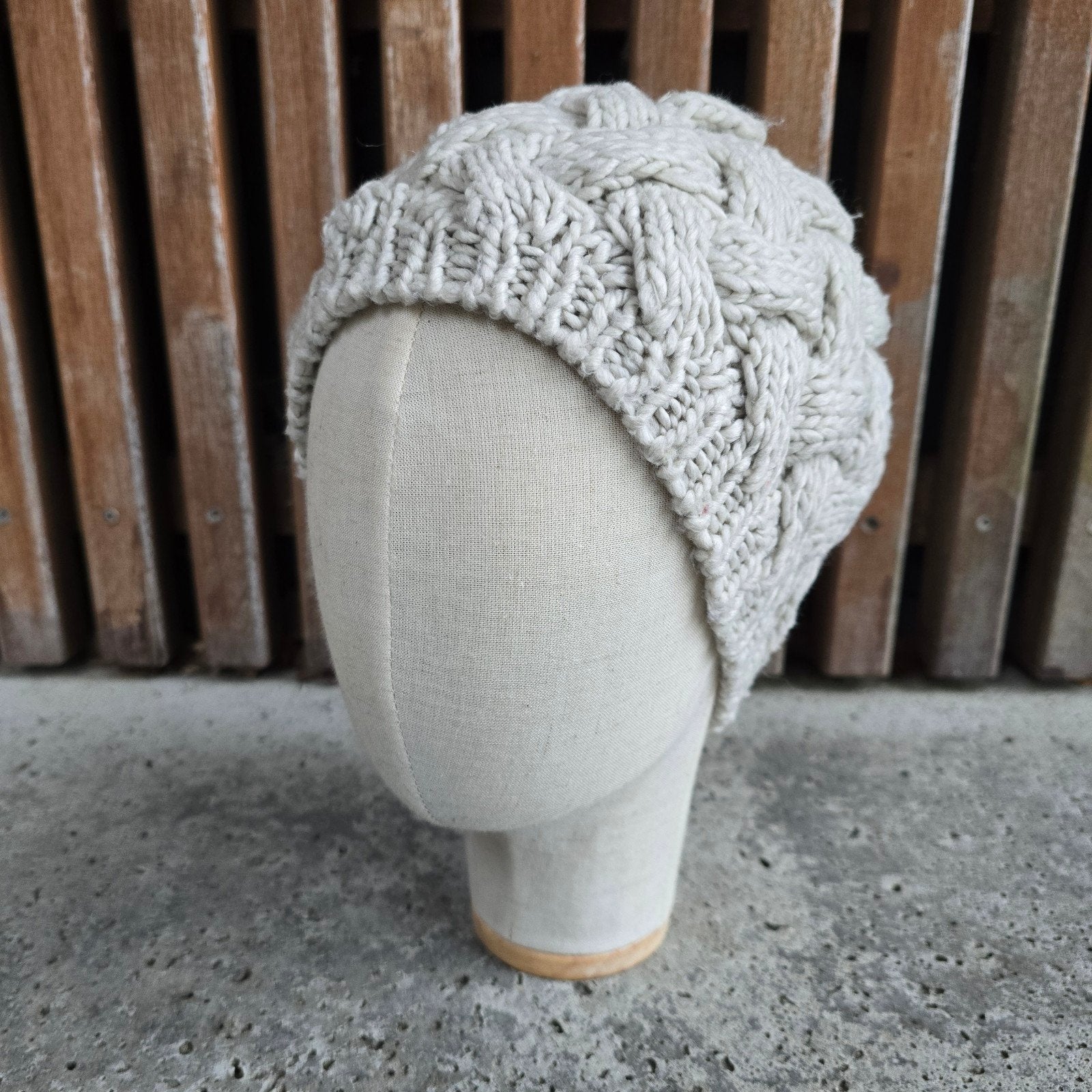 Licht grijze beanie muts van hema, Hema, Ophalen of Verzenden, Zo goed als nieuw, Muts